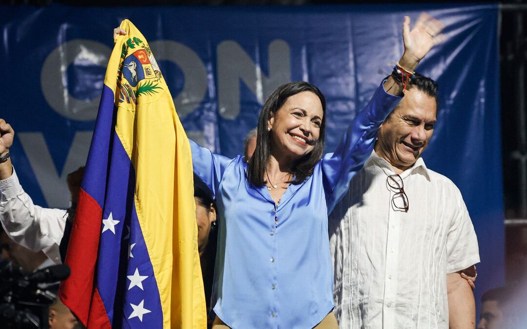 María Corina Machado arrasa en las primarias de la oposición en Venezuela