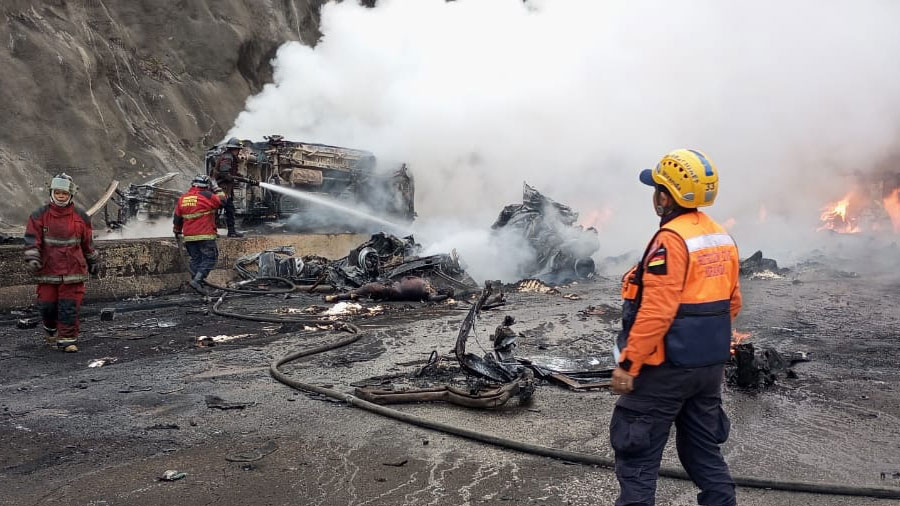 Tragedia en Miranda: Accidente en la autopista Gran Mariscal de Ayacucho deja 8 fallecidos y 14 heridos