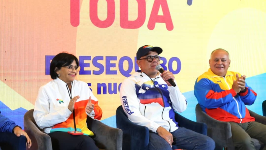 Jorge Rodríguez resalta que Bandera de Venezuela fue izada en el Esequibo