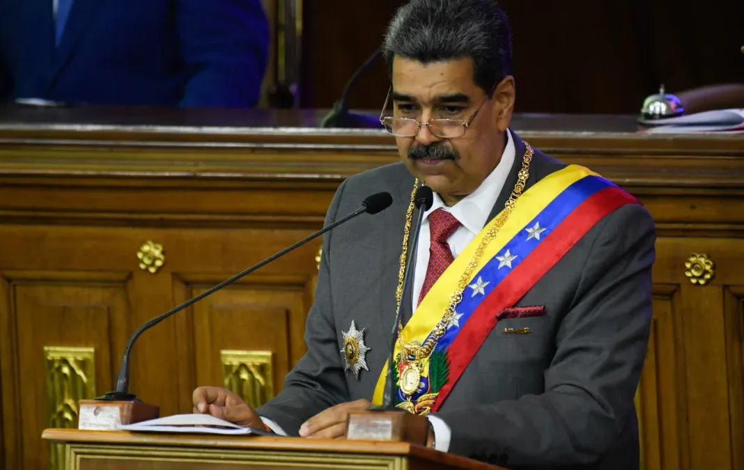 Maduro anuncia ajuste en el ingreso mínimo mensual de Venezuela, pero sin aumento salarial