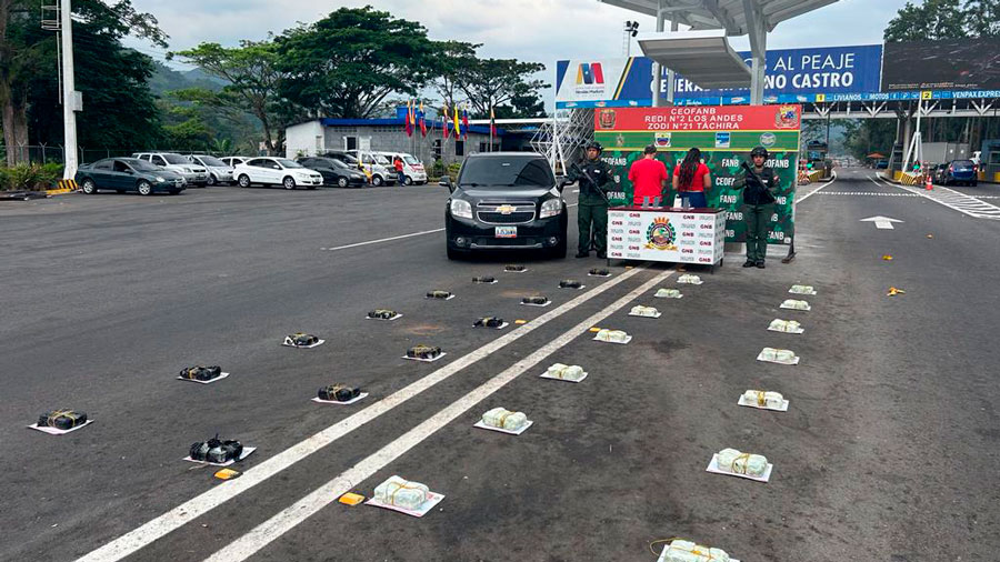 GNB incautó más de 39 kilos de cocaína durante un procedimiento de revisión vehicular en Táchira