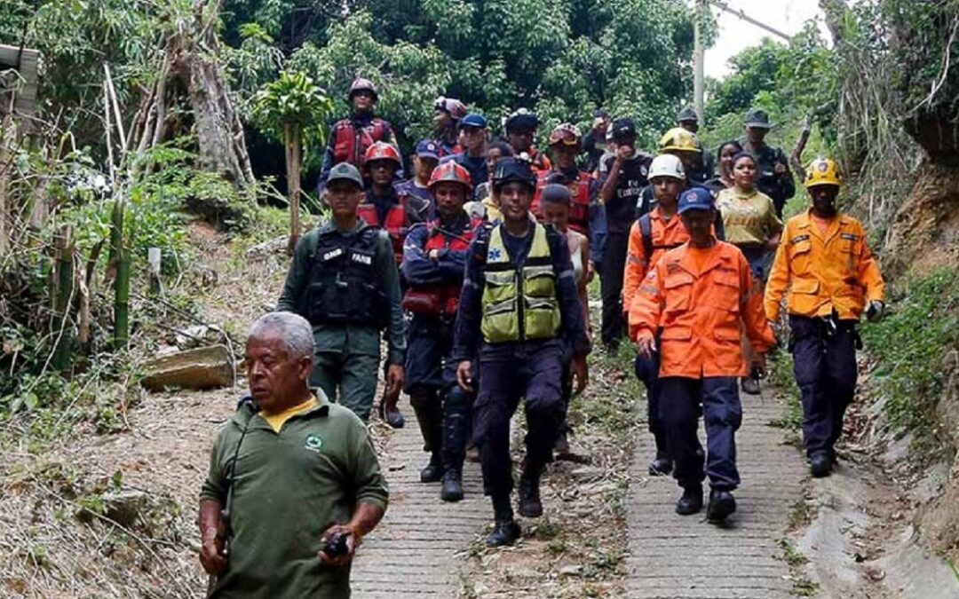 Protección Civil realiza operativo para encontrar a 5 personas desparecidas en El Ávila