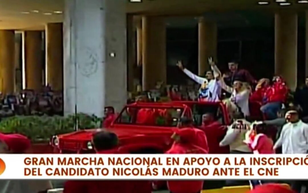 Presidente Maduro llegó al CNE para formalizar su postulación para el 28 de julio