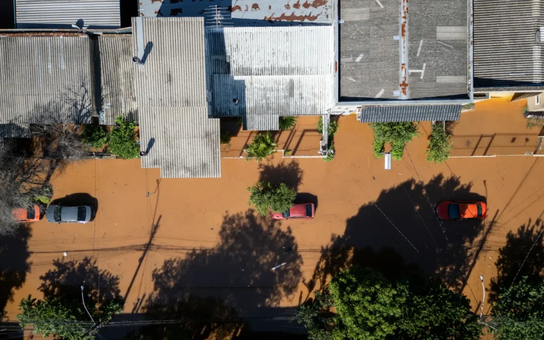 Brasil supera las 100 muertes y 128 desaparecidos han dejado las inundaciones en Brasil