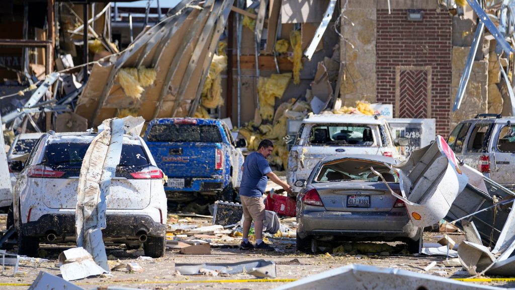 23 muertos por el mal clima en EEUU; tormentas azotan de nuevo a Texas