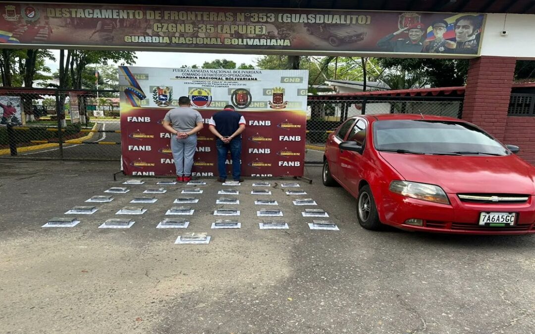 Dos personas fueron detenidas con casi 34 kilos de cocaína en Apure