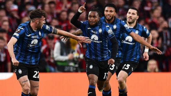 Lookman marcó un hat-trick y fue la gran figura de Atalanta, que goleó a Leverkusen y es campeón de la Europa League