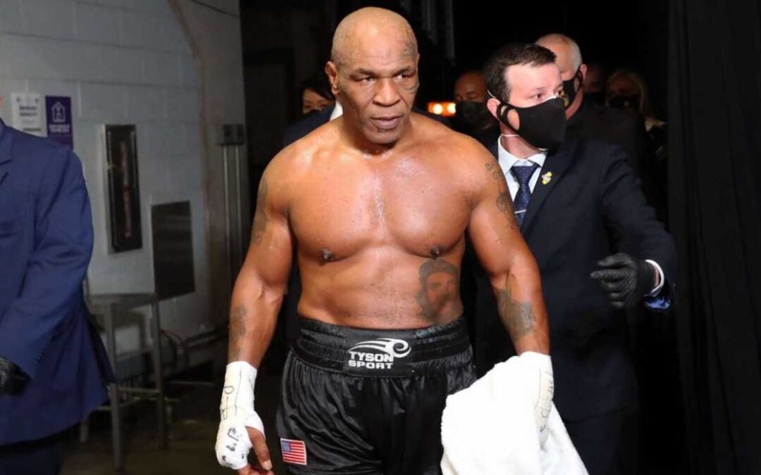 Mike Tyson confirma su pelea con Jake Paul a pesar de problema de salud