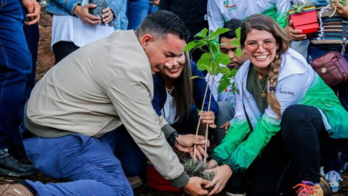 «Adopta una Planta» y construye una Venezuela verde es el nuevo Programa del Minec