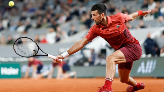 Novak Djokovic mantiene el título del Abierto de Francia al superar a Musetti