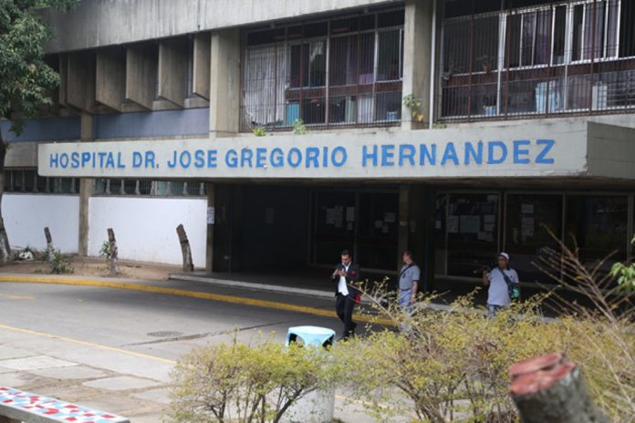 Hallan cadáver en descomposición en un baño del hospital Los Magallanes de Catia