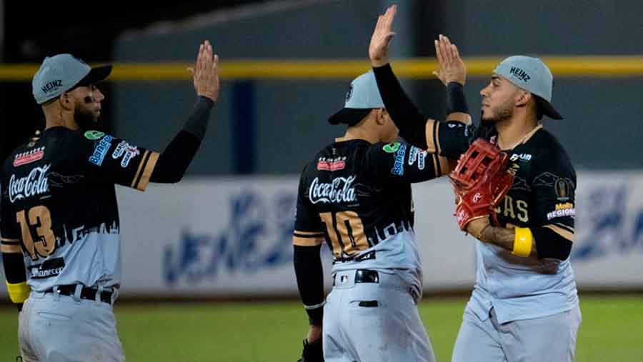 LVBP: Leones y Tigres intercambian a siete peloteros de cara a la 2024-2025