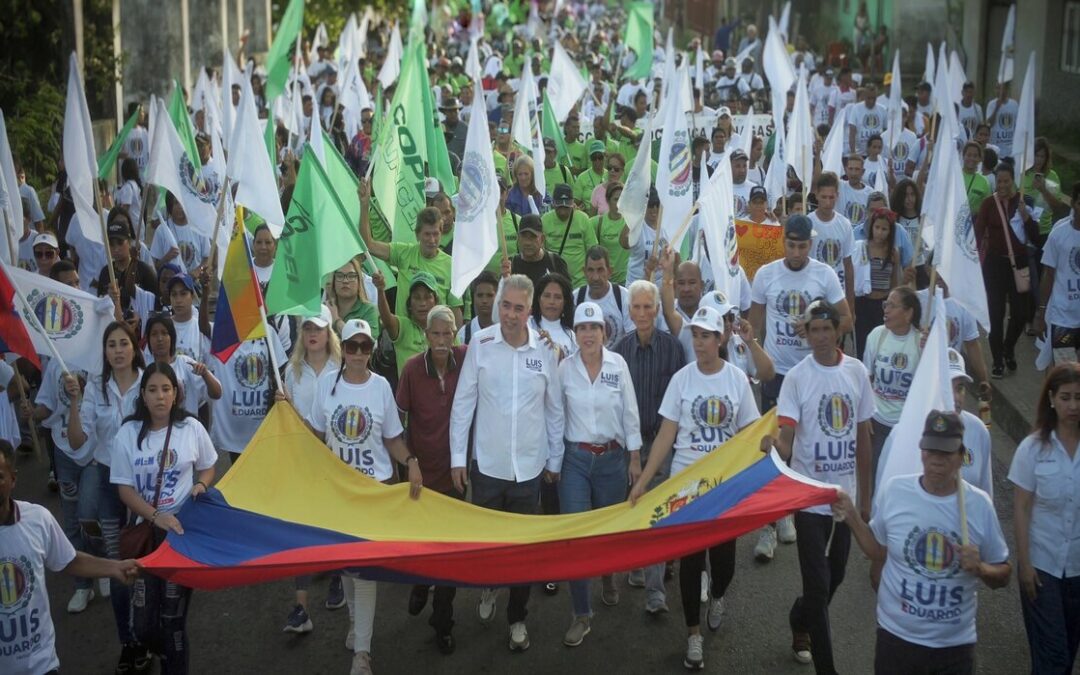 Luis Eduardo Martínez desde los barrios de Maturín: «Gobernaremos para los más humildes»