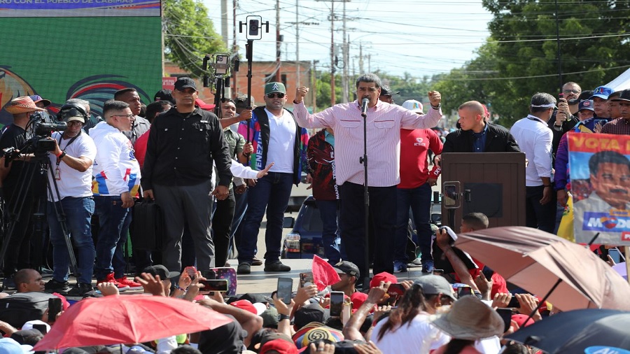 Maduro desde Cabimas: «Los demonios de la derecha están alborotados»