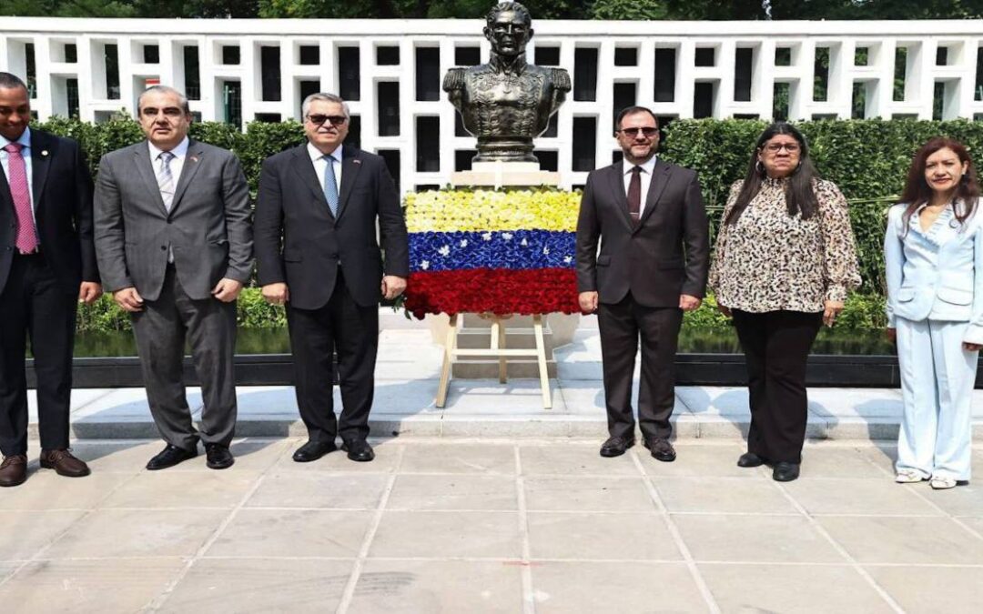 Venezuela y China fortalecen lazos de cooperación con la inauguración de una Plaza Bolívar en Beijing