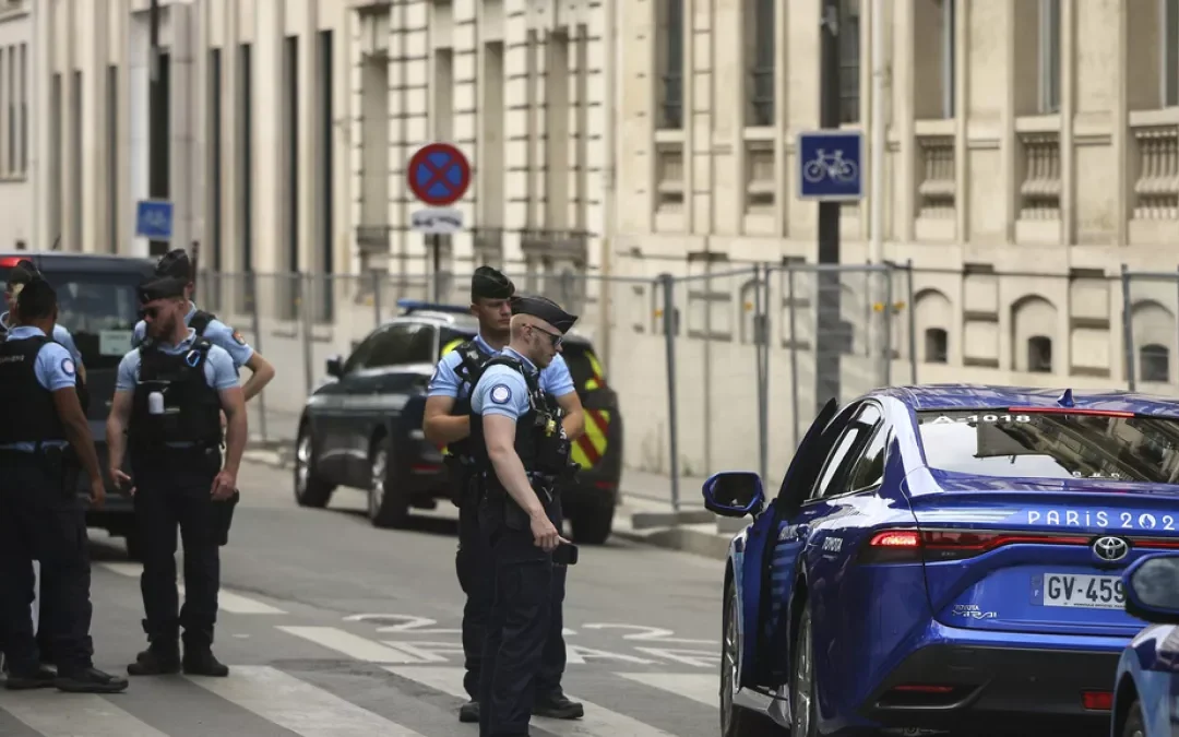 Francia blinda París para los JJ. OO. y prohíbe la entrada a sospechosos de espionaje