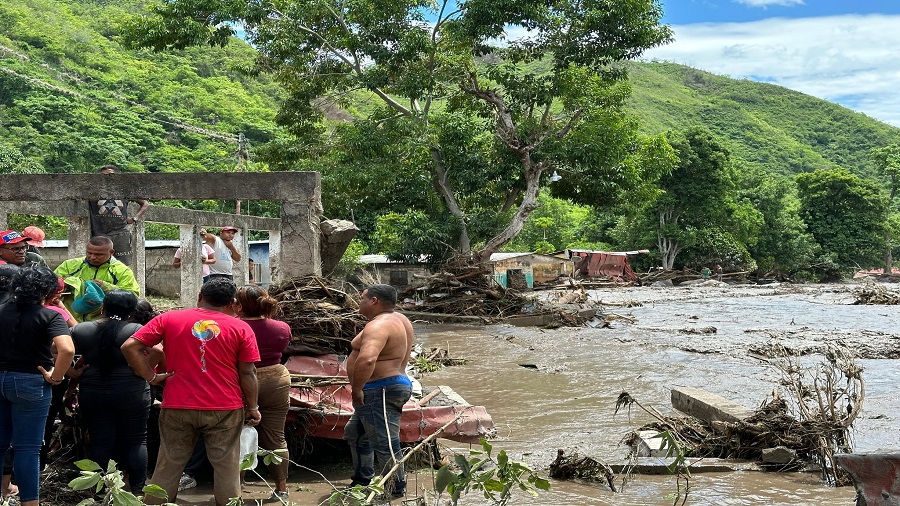 Aumenta a seis los fallecidos por coletazos del huracán Beryl en Cumanacoa, Sucre