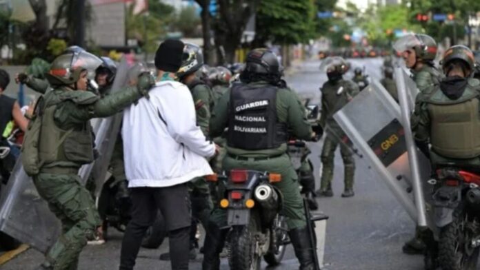 Foro Penal estima 1010 detenidos en una semana de protestas en Venezuela