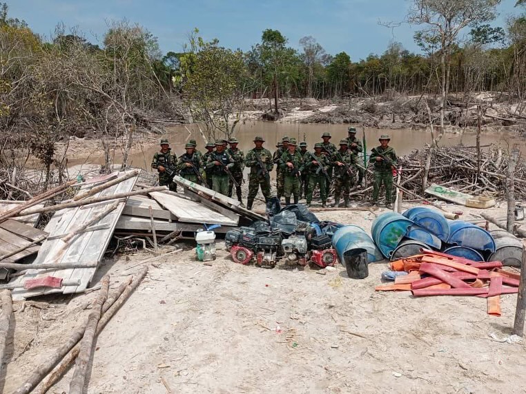 FANB destruye materiales usado para la minería ilegal en Amazonas