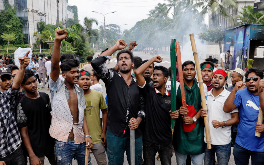 Al menos 77 personas murieron durante las últimas protestas antigubernamentales en Bangladesh