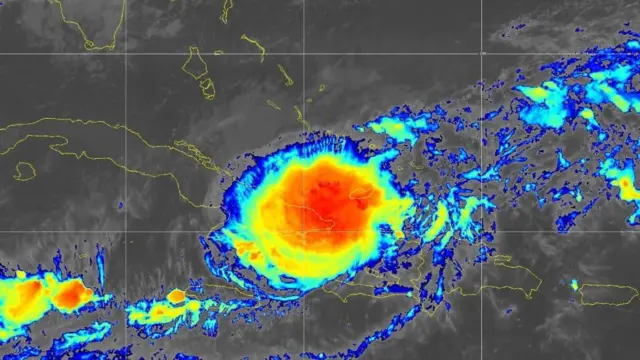 El huracán Oscar tocó tierra en el este de Cuba