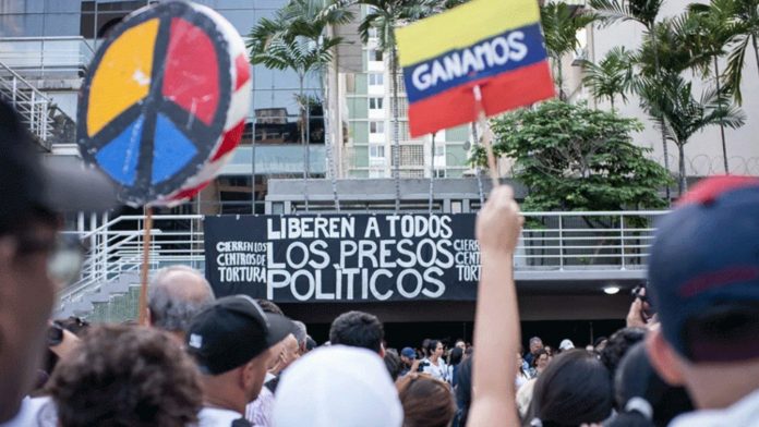 Denuncian que al menos 15 universitarios venezolanos siguen presos tras las protestas postelectorales