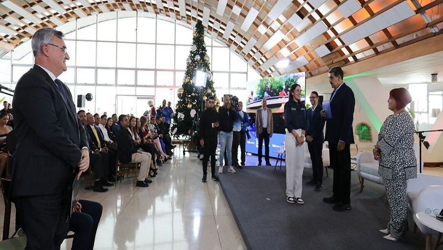 Presidente Maduro entregó Premio Nacional de Turismo 2024