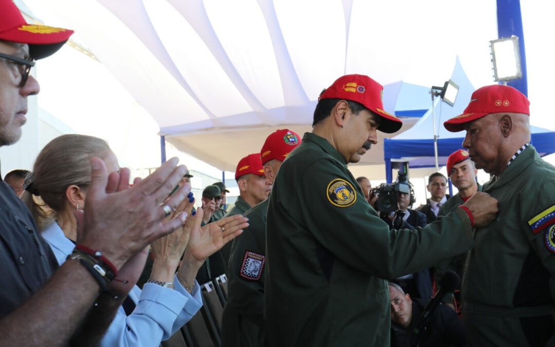 Jefe de Estado asciende al grado de General de Brigada a Luis Reyes Reyes