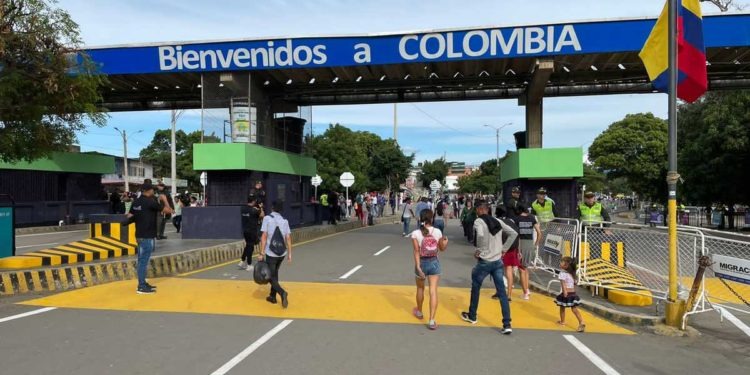 Exigirán tarjeta de vacunación contra la fiebre amarilla a quienes entren a Venezuela desde Colombia