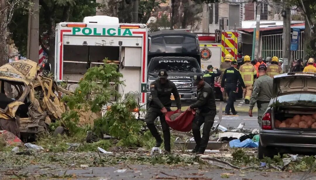 Violencia en Colombia deja 18 muertos y decenas de heridos