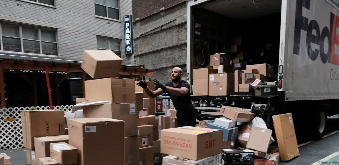 Tráfico postal hacia EE.UU. se detuvo casi por completo