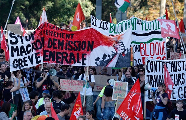 Decenas de detenidos en Francia por participar en bloqueos durante la protesta sindical
