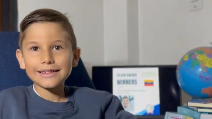 Orgullo nacional: niño venezolano gana medalla de plata en la Olimpiada Internacional de Geometría 2025