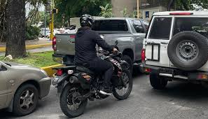 Informe Espacio Público: Persiguen y castigan a la periodista y activista Andreina Baduel