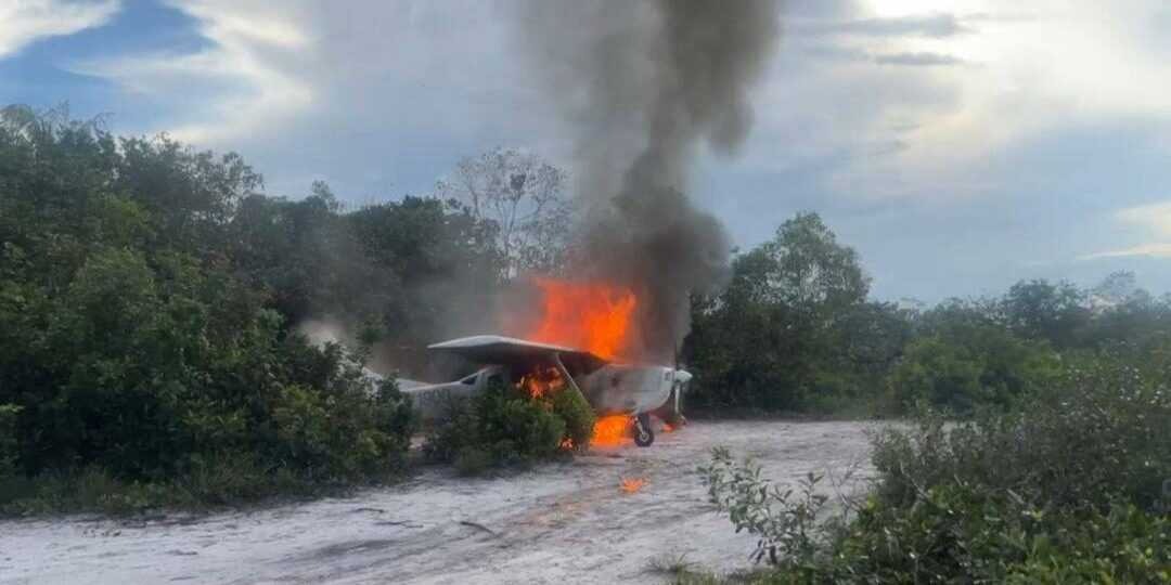 FANB destruye aeronave y pista clandestina usadas para el narcotráfico en Amazonas