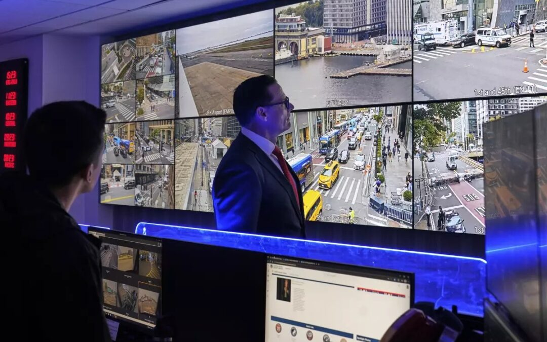 El Servicio Secreto de EEUU desmantela una estructura que podía colapsar red móvil en Nueva York