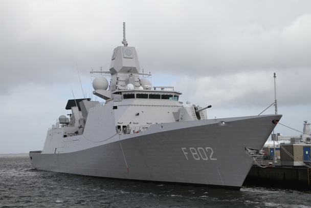 Fragata de Países Bajos navegó frente a Venezuela con aprobación del gobierno nacional