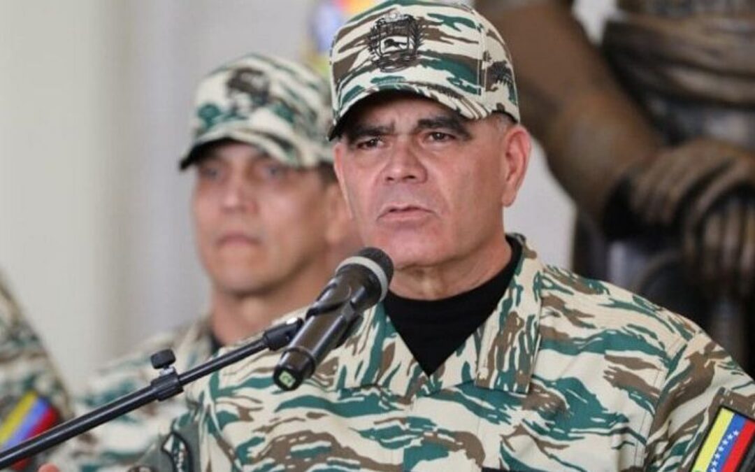 Padrino López niega militarización de la sociedad y llama a crear conciencia patria