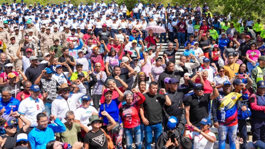 Pdte Maduro felicita a la población por masiva participación en el Simulacro Nacional de PC