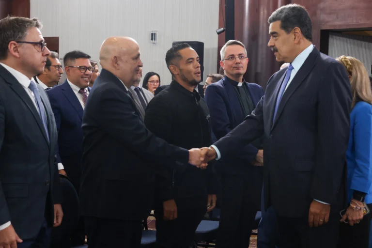 Jorge Rodríguez anunció que, formalmente, quedó instalado el Consejo Nacional por la Soberanía y la Paz de la República Bolivariana de Venezuela.