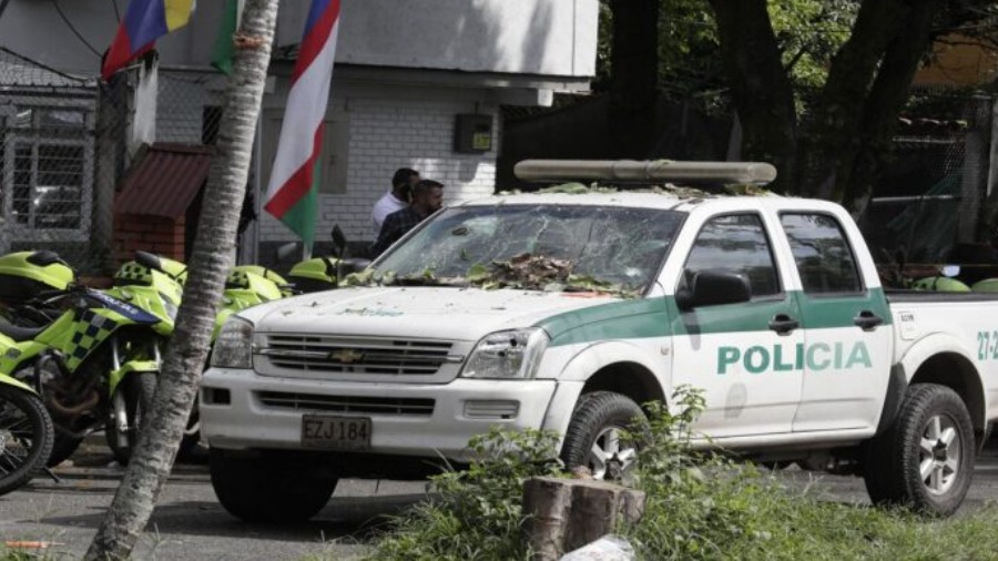 Ataque a una estación policial en Colombia deja al menos un muerto y cuatro heridos