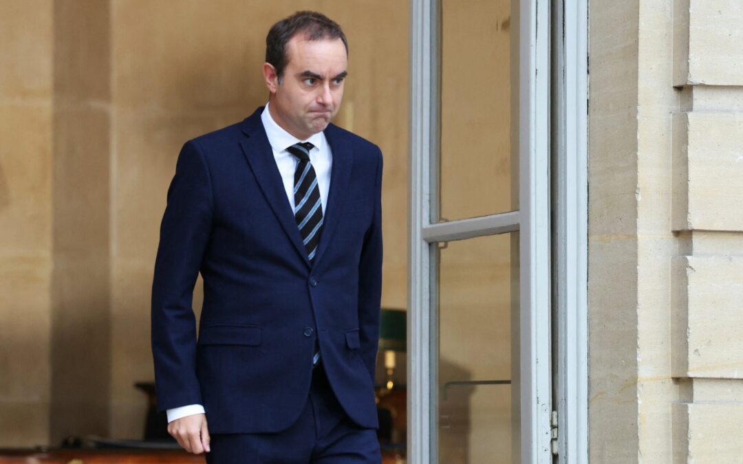 Lecornu dimite como primer ministro francés y lamenta la intransigencia de los partidos