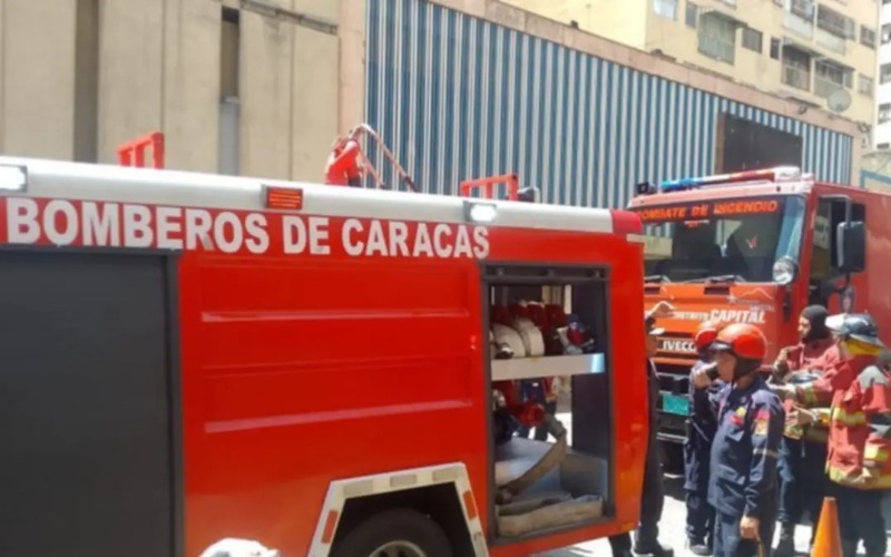 Mujer de 90 años fallece tras incendio en un apartamento en Caracas