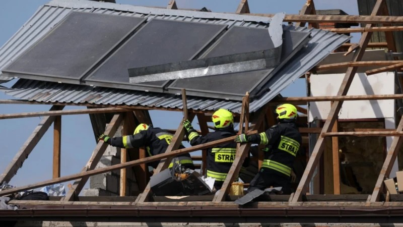 Polonia afirma que derribó drones rusos tras una violación de su espacio aéreo «sin precedentes»