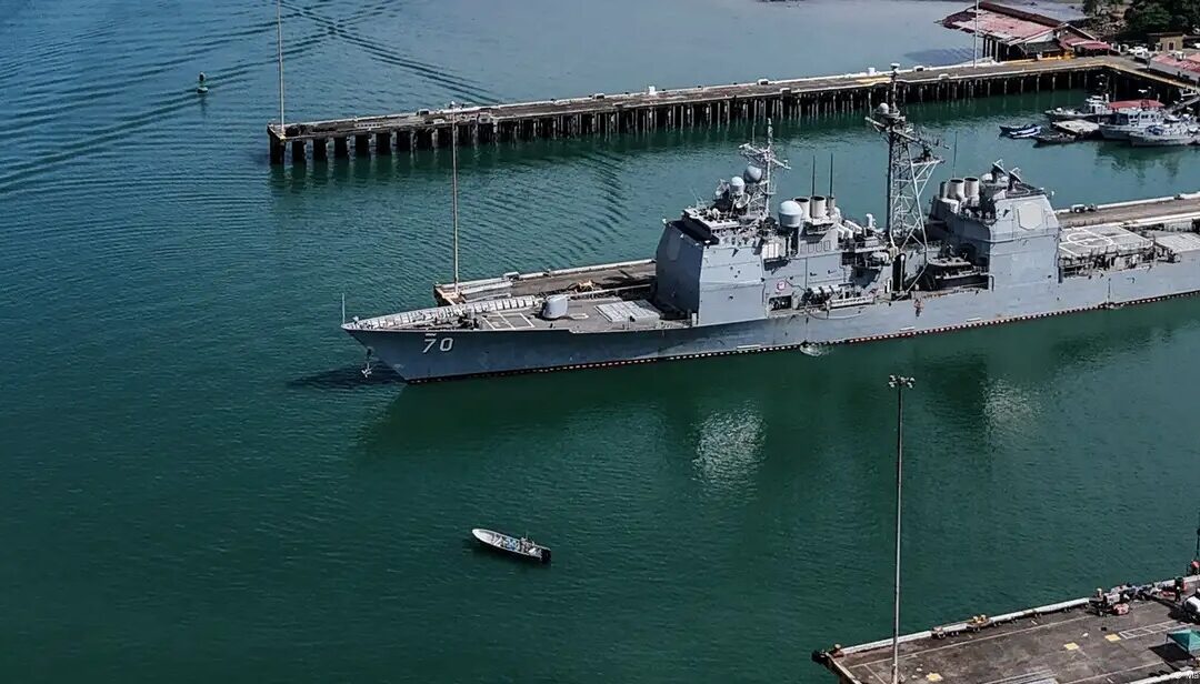 Ecuador libera a sobreviviente de ataque EE.UU. a submarino