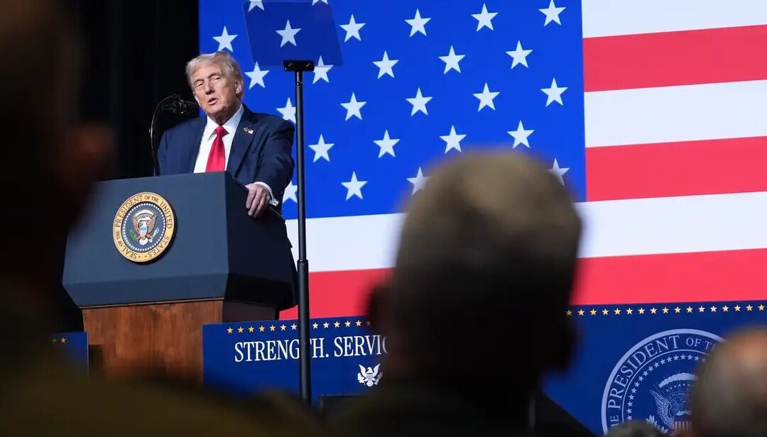 Trump desplegó submarinos frente a Rusia por amenazas