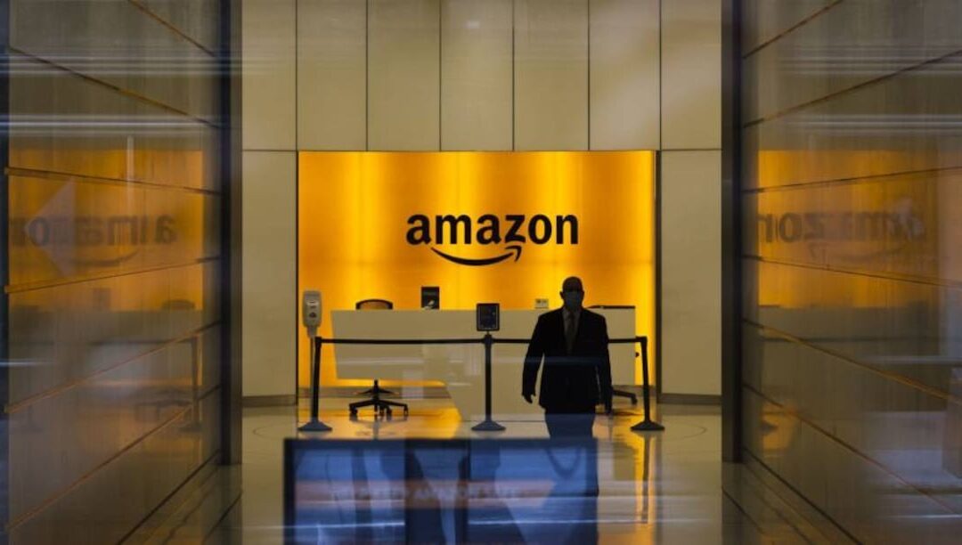 Amazon planea despedir a 30.000 empleados corporativos, el mayor ajuste de plantilla de su historia