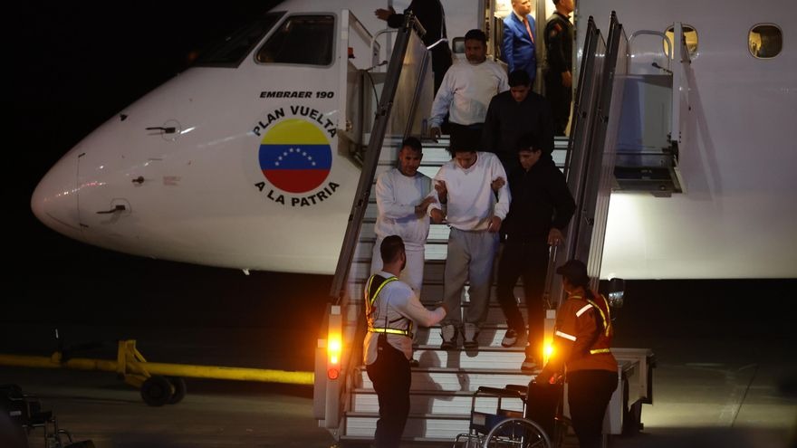 Llega a Venezuela el vuelo de repatriación número 81 con 290 migrantes procedentes de EEUU
