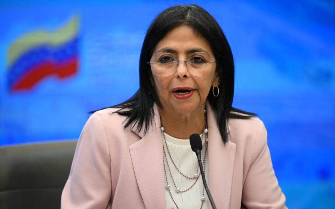 Delcy Rodríguez desmiente reportaje del Miami Herald sobre propuesta a EE UU de un gobierno sin Maduro