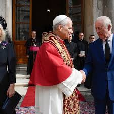 * Histórico: el rey Carlos III reza con el Papa en la Capilla Sixtina en un acto inédito en 500 años desde el cisma anglicano